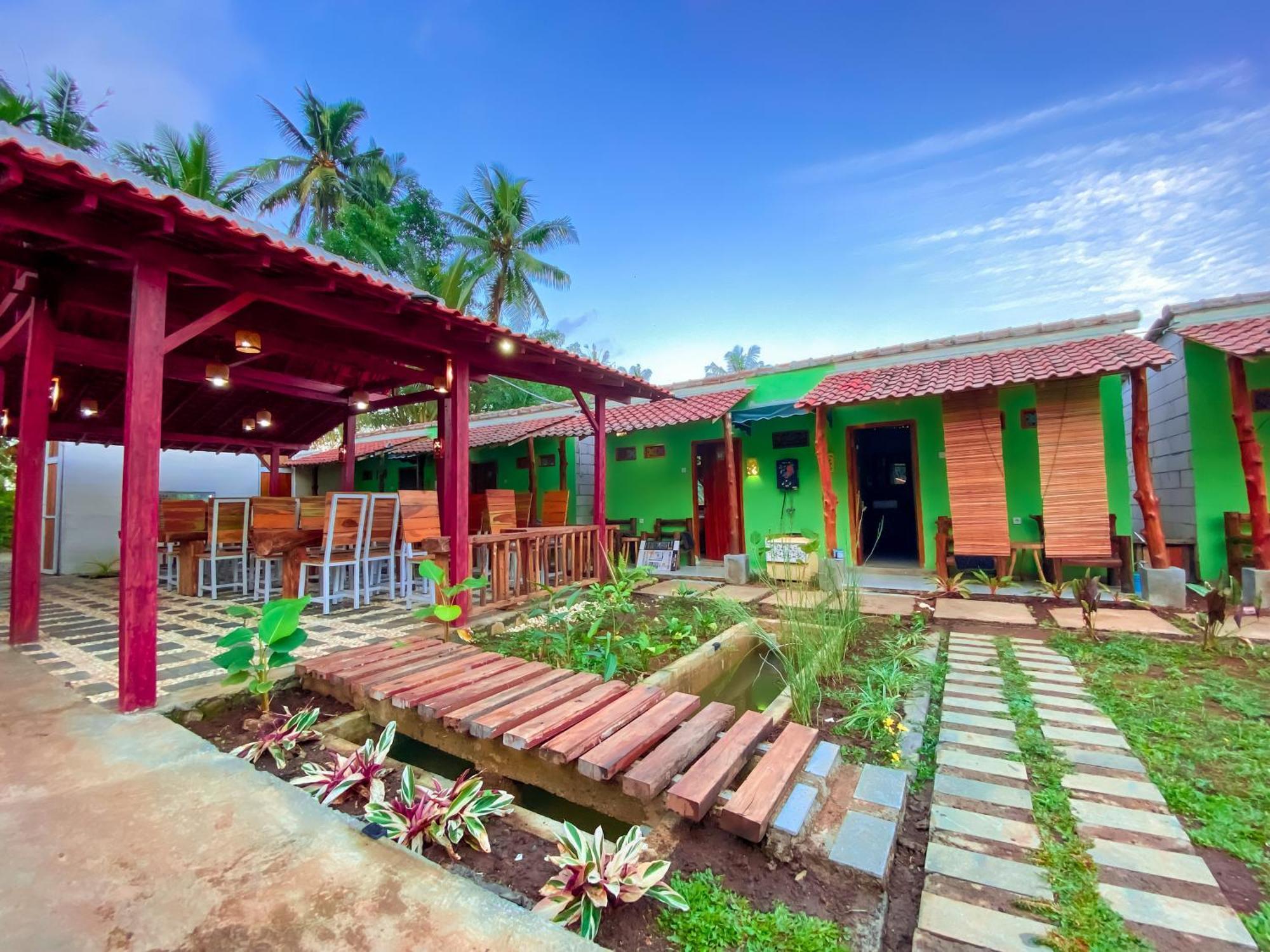 Wooden Kemiren Homestay Banyuwangi Banyuwangi  Dış mekan fotoğraf
