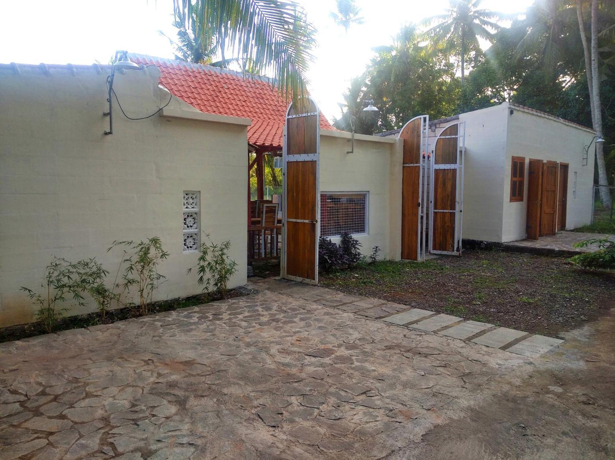 Wooden Kemiren Homestay Banyuwangi Banyuwangi  Dış mekan fotoğraf